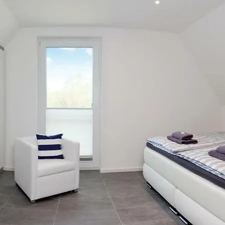 Ferienhaeuser Im Yachthafen Mit Hund Dom wakacyjny Peenemunde